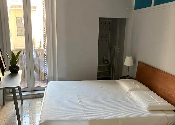Attico Mugnai - Stylish Penthouse In Old Center Rom